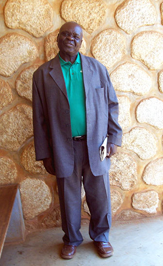 170108-3 Old parishioner Azire