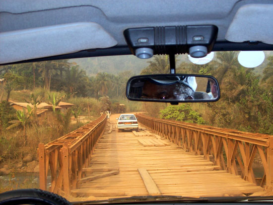 220108-1 No 1 bridge of River Mezam road to Wum